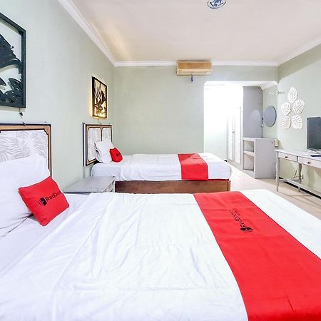 Reddoorz Near Stadion Semeru Lumajang Jawa Timur Экстерьер фото