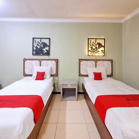 Reddoorz Near Stadion Semeru Lumajang Jawa Timur Экстерьер фото